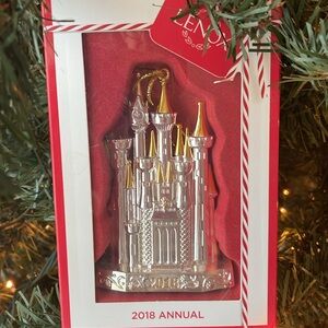 Lenox Disney Christmas ornament 2018